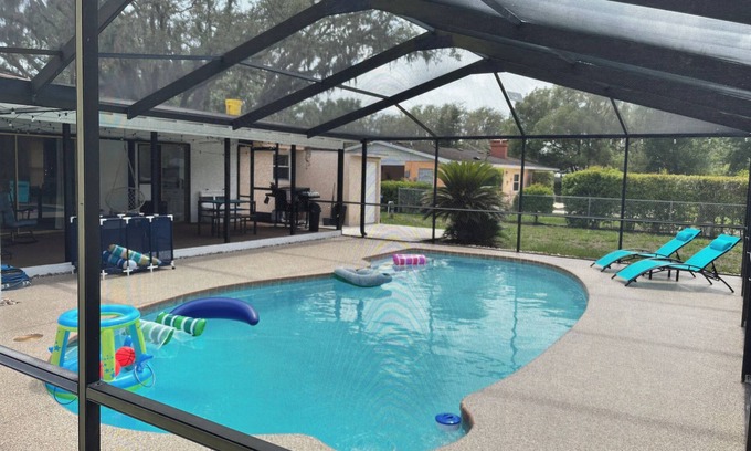 Bearss Plaza Casa | Tampa 3BR House: Private Pool, Prime Location/ Near Attractions/ Private Parking