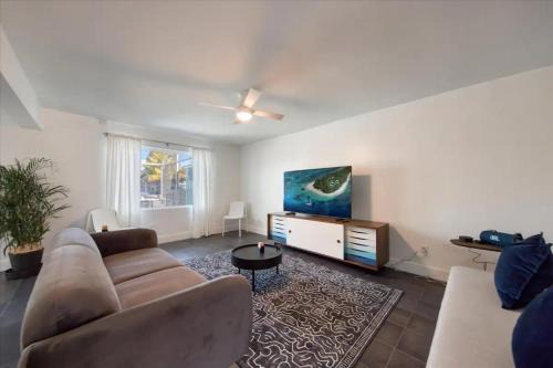Bay Crest Park Casa | Tampa Waterfront 3BR w Pool Dock DanderFree