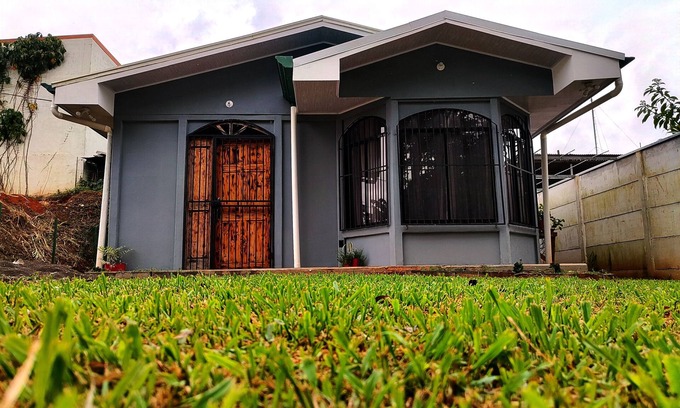 Daniel Flores Casa | Casa Tangara