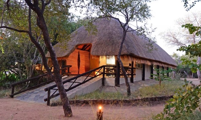 Thorny Bush Game Reserve Otro | Tangala Safari Camp