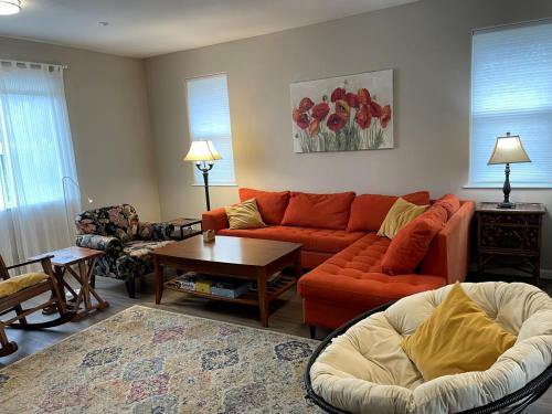 Middletown Apartamento | Tangerine Cottage