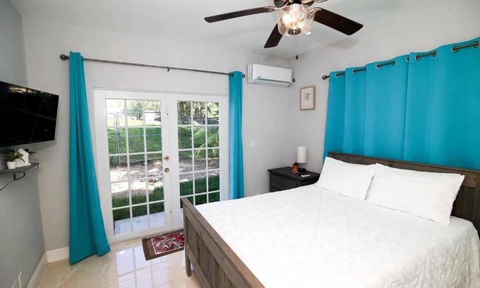 Nassau Casa | Tangerine Sunsets Jumbay Haven 3