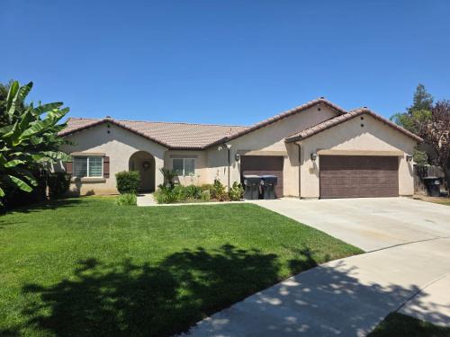 Visalia Casa | Tanglewood Place