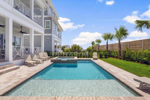 Tang-O-Mar Casa | Tango Waves With Pool, Elevator, And Beach Views