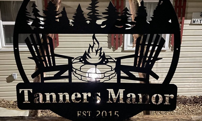 Warsaw Casa | Tanners Manor is in a peaceful setting on the end of a cove.