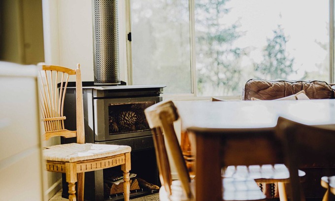 Springside Casa | Tanswell Cottage. Rural and serene!