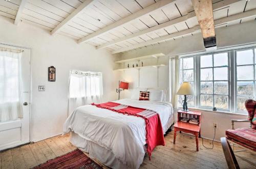 San Cristobal Casa | Taos Goji Farm & Eco-Lodge Retreat