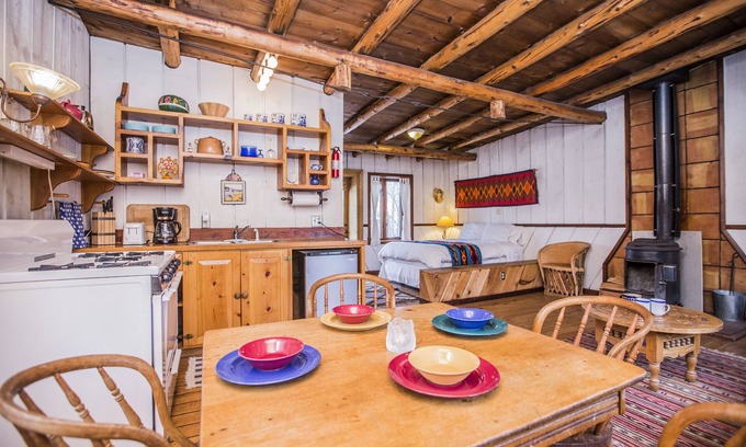 San Cristobal Cabina | Taos Goji Farm & Eco-Lodge Retreat