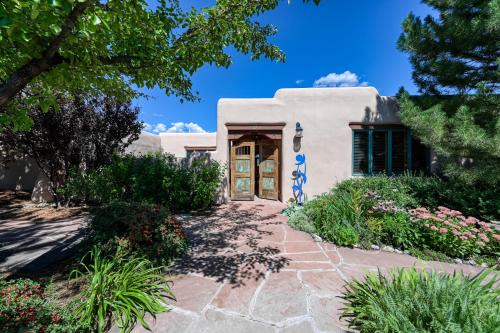 El Prado Casa | Taos Mountain House