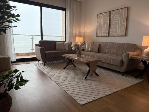 Taqah Apartamento | Taqah Sea View I Stunning 3 Bedroom Apartment
