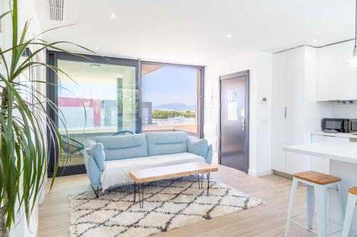 Tarifa Apartamento | Tarifa Cozy House - Modern, Pool, Parking, Wifi,