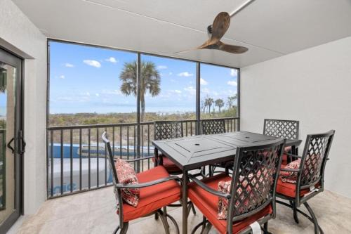 Sanibel Apartamento | Tarpon Beach 302 condo