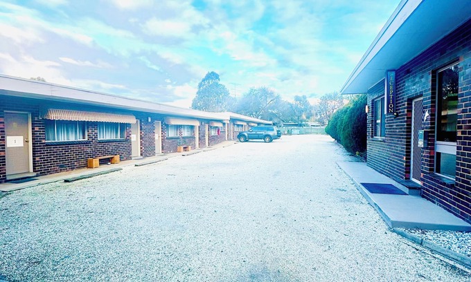 Yea Hotel | Tartan Motel