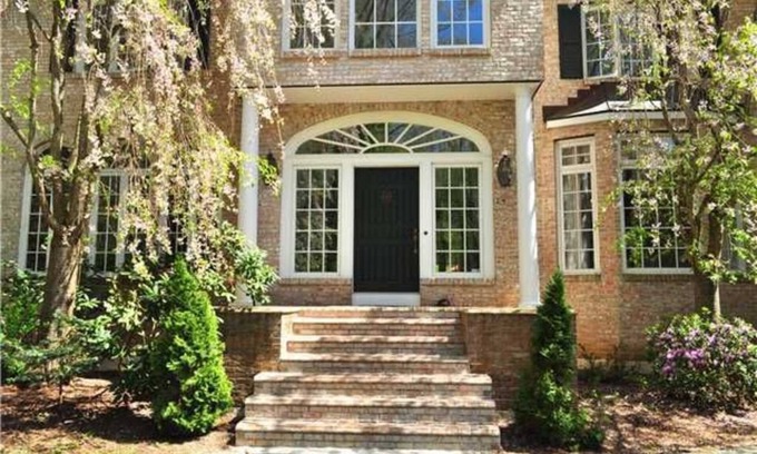 Simsbury Casa | Taste of New England; The perfect getaway
