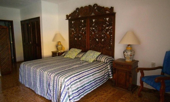 Zona hotelera Hotel | Tasteful 1BR Condo with Garden & Pool in Los Tules