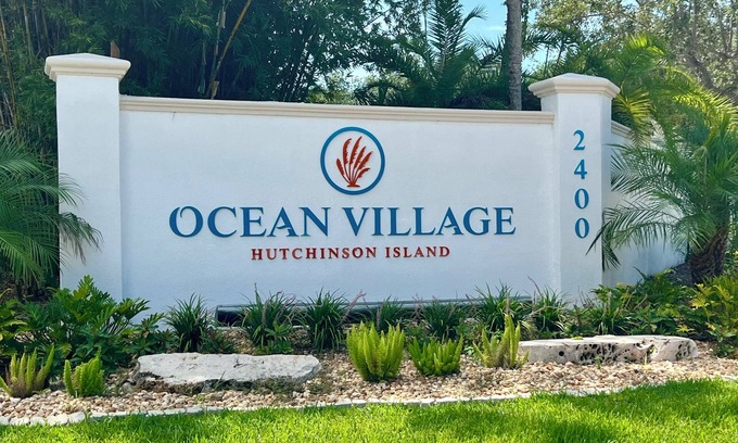 Fort Pierce Condominio | De buen gusto y acogedor condominio Ocean Village de una habitación / un baño.