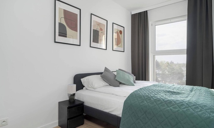 Stare Miasto District Apartamento | Tasteful Apartment with Parking and Gym by Noclegi Renters