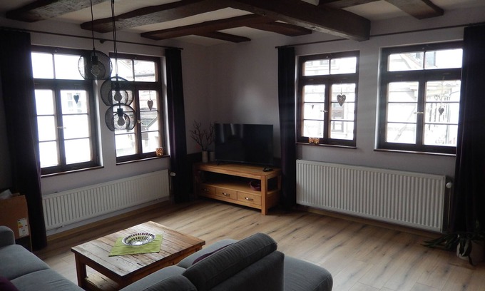 Michelstadt Apartamento | Tasteful half-timbered apartment in the heart of Michelstadt's old town!