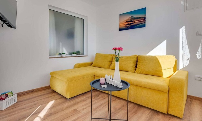 Baric Draga Apartamento | Apartamento diseñado con buen gusto en Karlobag