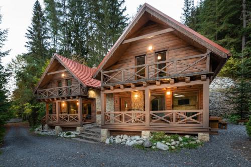 Demanovska Dolina Chalet De Esquí | TATRYSTAY RiverStone Chalets