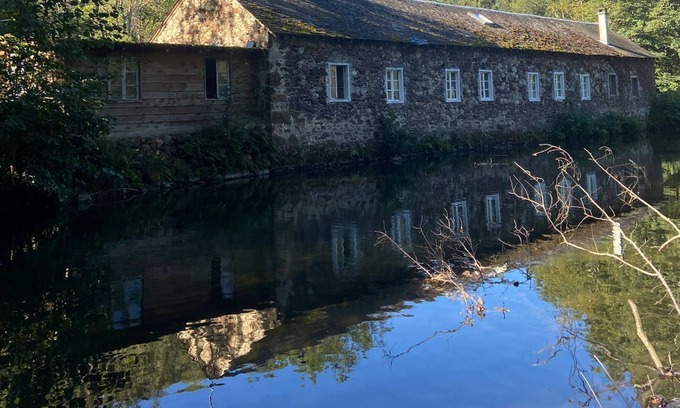 Aleu Cabaña | Taupe - Cozy cottage with it's feet in the river, close to great hiking trails
