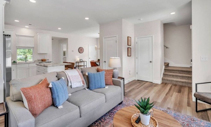 Taylors Casa | Taylor's Grove East: 20 min to DT Greenville/Greer
