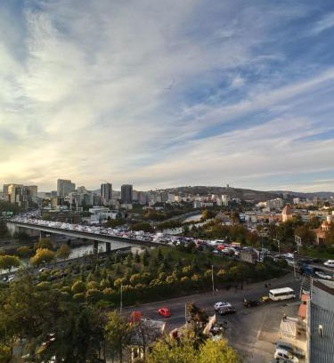 Didube Apartamento | Tbilisi best view of the river
