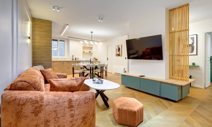 Quartier du Pont-de-Flandre Apartamento | TBS 122 - Apartment with contemporary flair