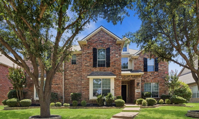 Frisco Casa | TCH - Spacious 5bd/4ba in Frisco with Workspace