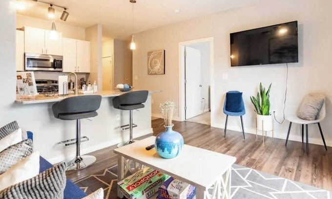 Inman Park Apartamento | Cozy Retreat APT Inman Park, Right on the Belt-line - Free Parking, Gym & Pool