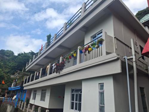 Karsiyang Casa | Tea and comfort homestay