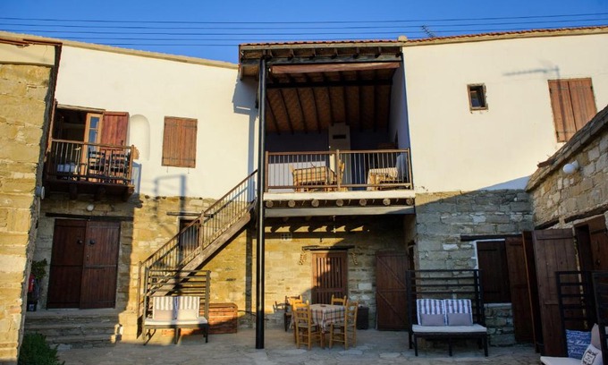 Maroni Casa | Teacher's House