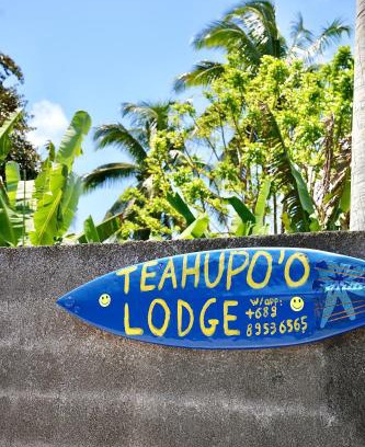 Vaira'o Casa | Teahupo'o Lodge - accès mer et vue montagne - canoes gratuits