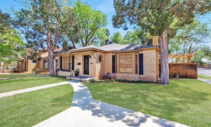 Tech Terrace Casa | Tech Terrace Vintage Gem, 5 Blocks from TTU Campus