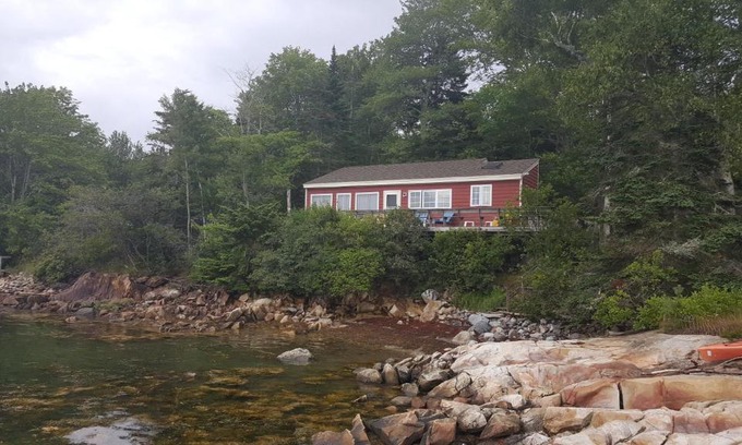Tenants Harbor Casa | TeelCoveCottageMaine