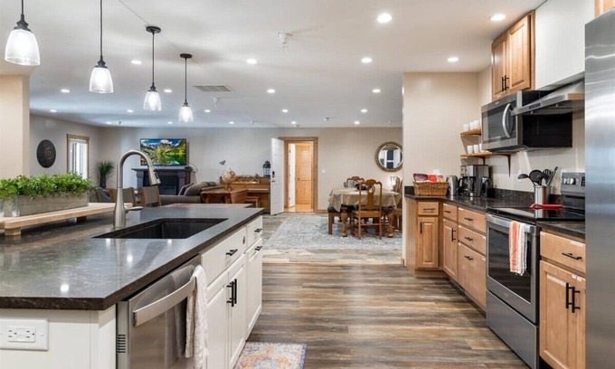Leigh Creek Estates Casa | Teewinot Suite at Teton Crest Lodge