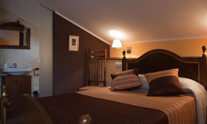 Coana Cama Y Desayuno | Habitacion Teixedo - Apartamentos Rurales Los Galpones