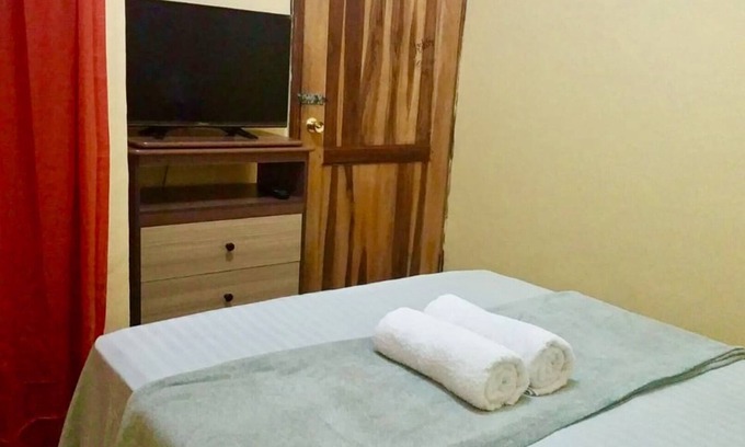Tela Apartamento | TELA BEACH ESCAPE ★ Apt # 2 - Cómodo, frugal y genial para grupos