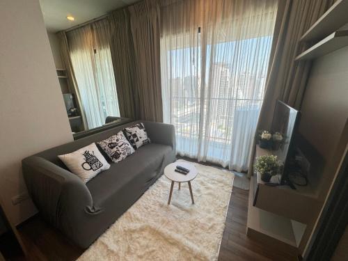 Thon Buri Apartamento | Tela condo ตากสินสาทร