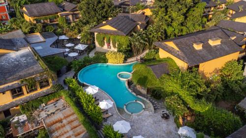 Pokhara Complejo | Temple Tree Resort & Spa, Pokhara - Himalayan Grandeur, Lakeside Calm