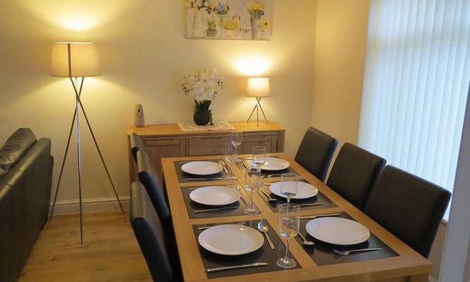 Templecombe Casa | Templecombe 3 Bed House - Sleeps 5