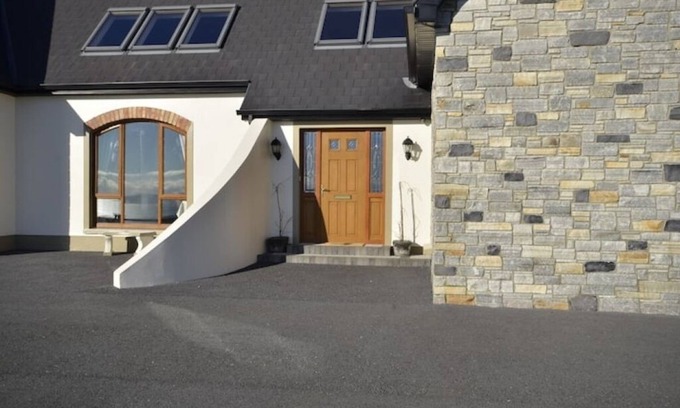 Ballymacarthur Cama Y Desayuno | TEMPLEVIEW SUITE