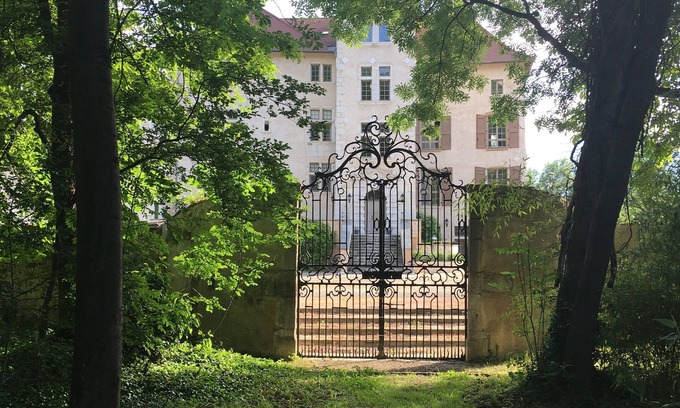 Fontaine Apartamento | Tempologis - Chateau de la Rochette