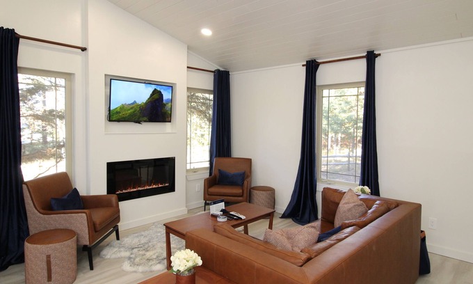 Angel Fire Cabina | Ten Cabins on One Property, Fire Pit, BBQ, King Bed, Free Sledding, A/C