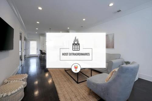 Charlotte Park Casa | Ten Minutes to Broadway Spacious Townhouse