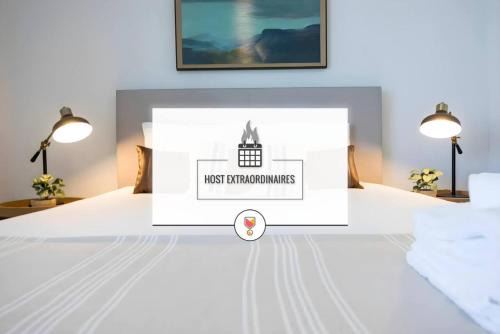 Charlotte Park Casa | Ten Minutes to Broadway Unwind in Style