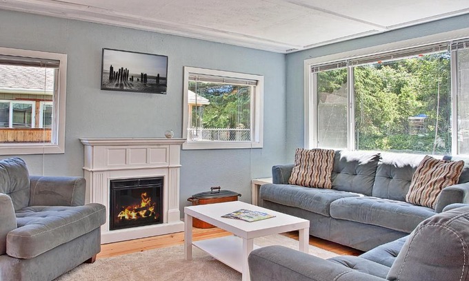 Oyehut-Hogans Corner Casa | Ten Pines Cottage