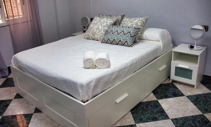 Jaén Apartamento | Teniente Bago con opción de aparcamiento