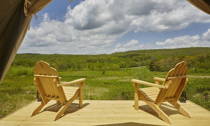 Livingston Manor Alquiler De RV | Tentrr - Camp Haven: Meadow Retreat