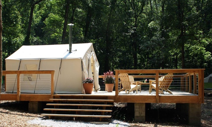Carrolltowne Alquiler De RV | Tentrr Signature Site - Fern Creek at Azimuth Acres - Coleman Cooking Site